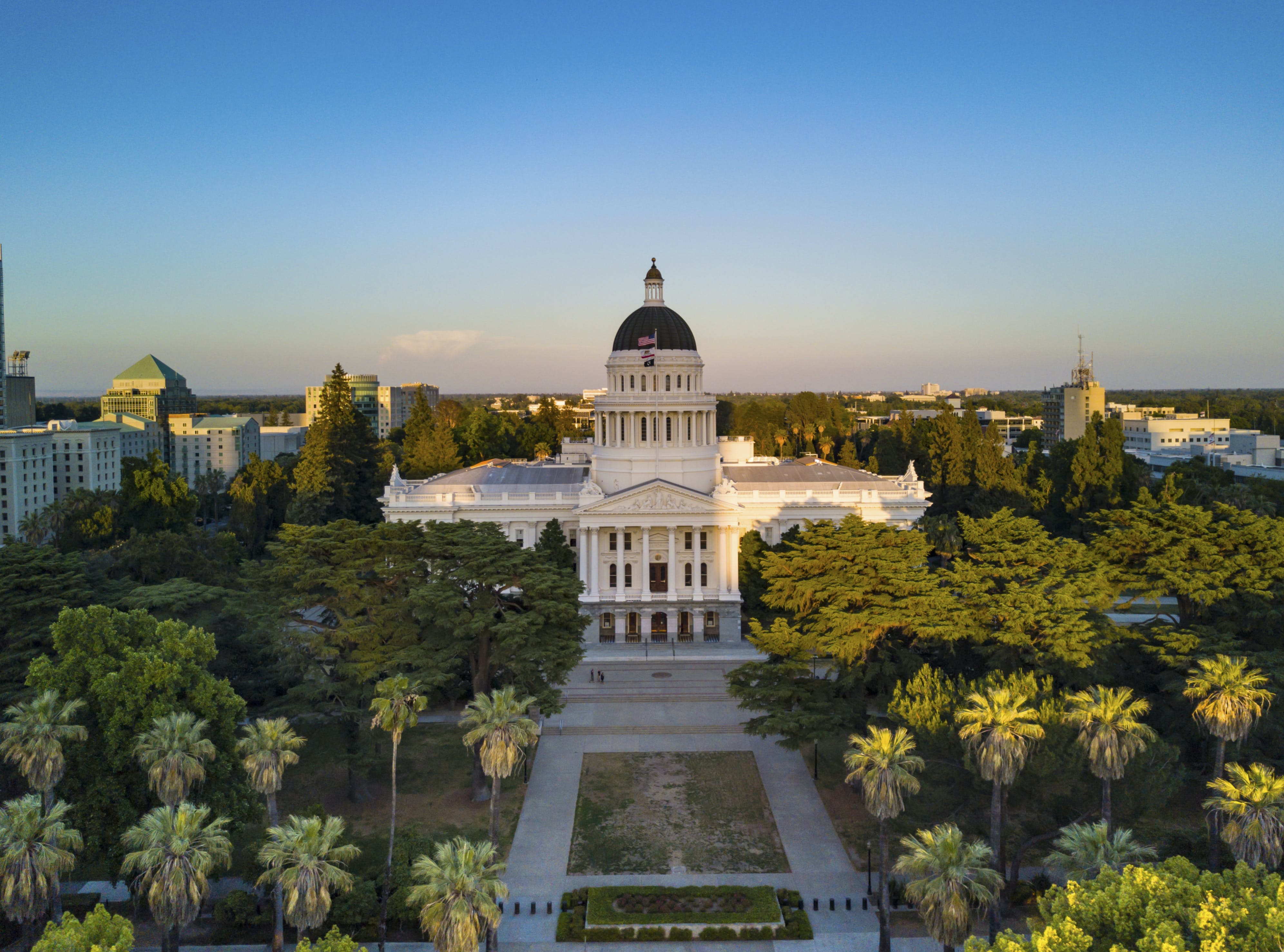 sacramento-capitol-cover-jpg_header-1593345